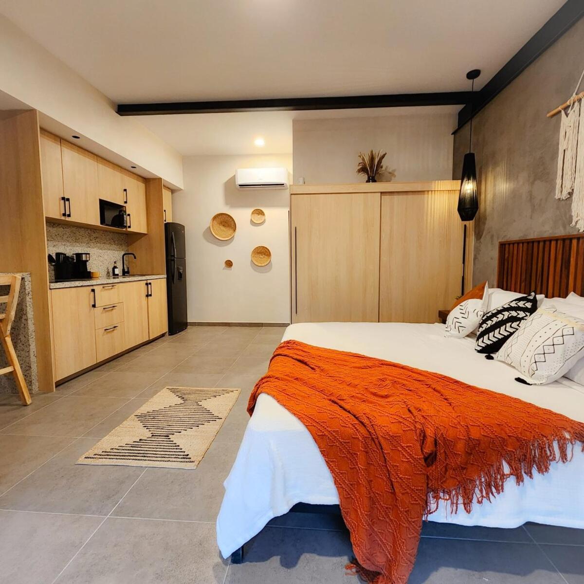 Boho Chic Steps To 5th Ave King Bed Wifi Rooftop Pool Apartamento *