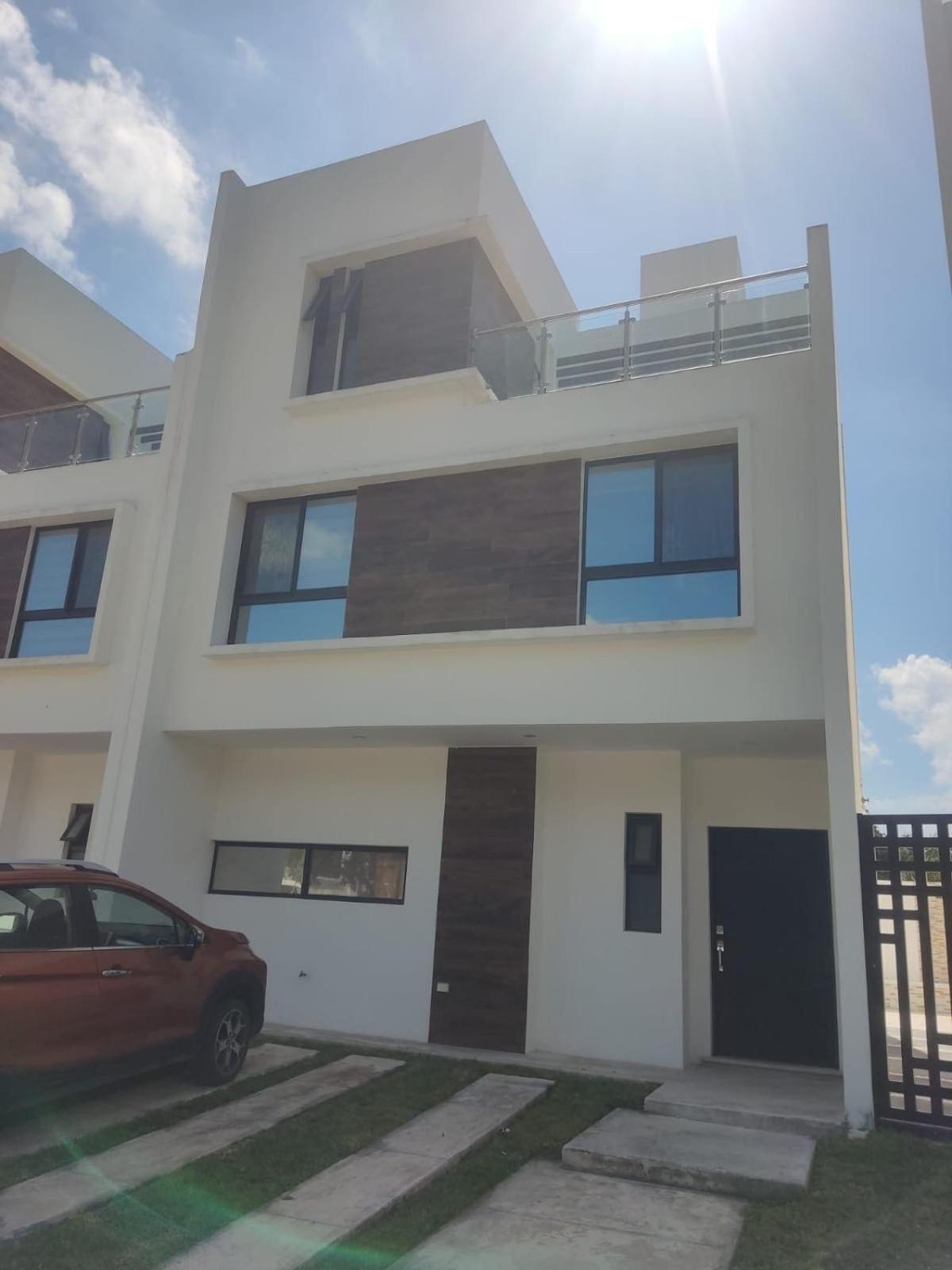 Сasa de vacaciones Moderna 3 Pisos Playa del Carmen