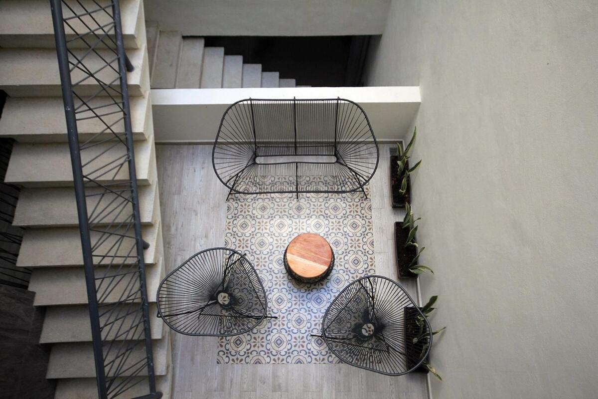 Apartment Chic Stay, Rooftop Plunge Pool, 4 Blocks From 5th *