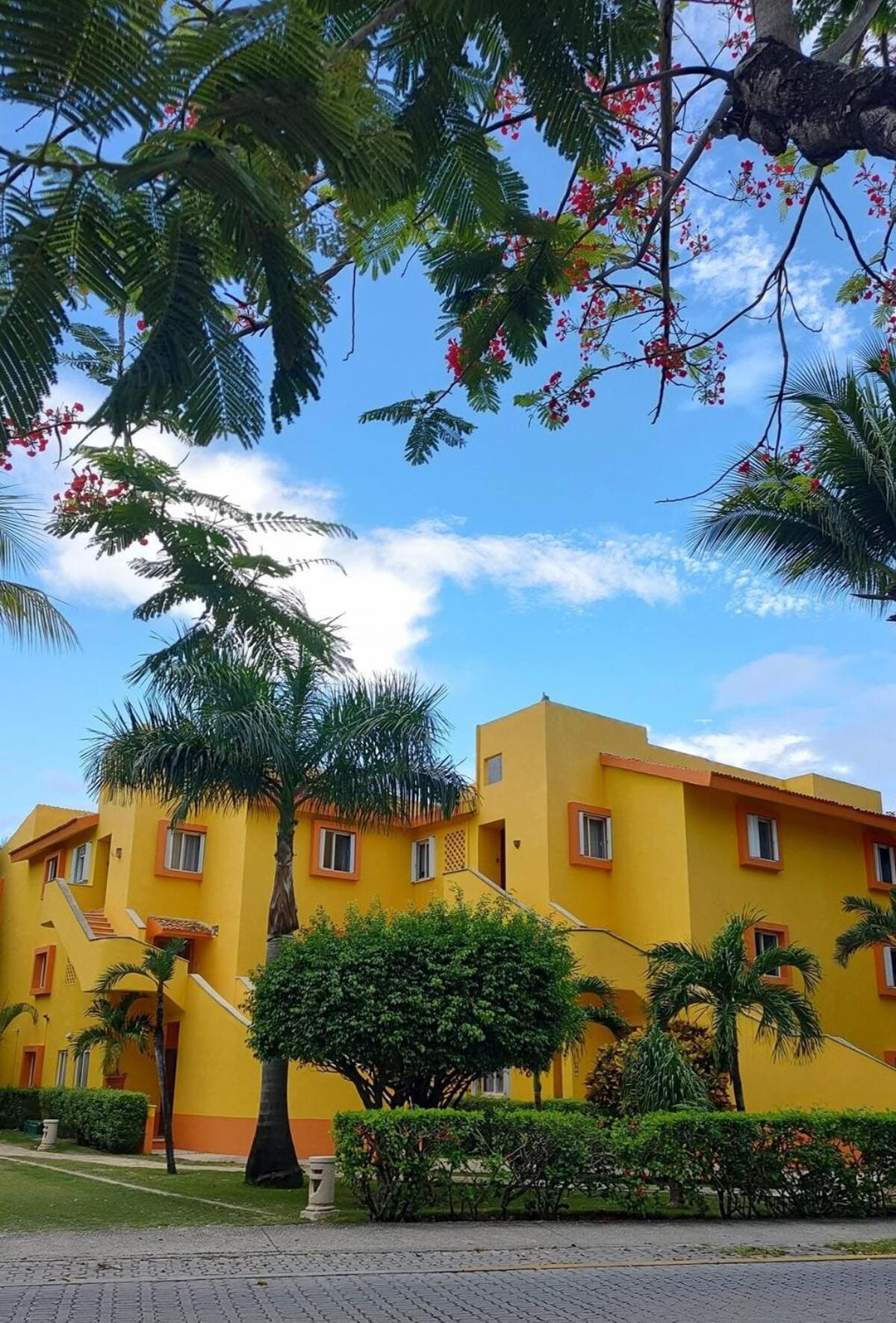 A Hideaway In Playacar - Private, Comfortable And Chic *