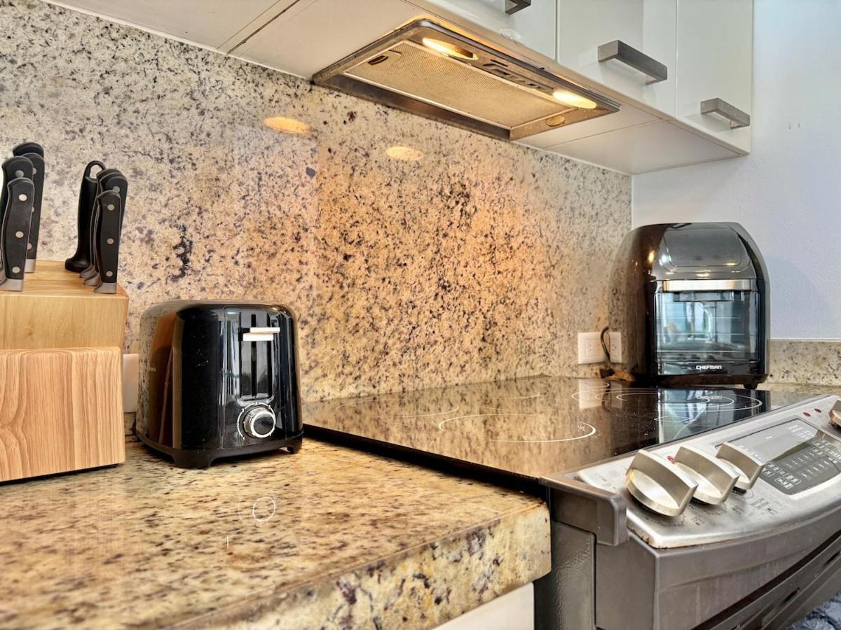 Private Club-penthouse For Large Groups *