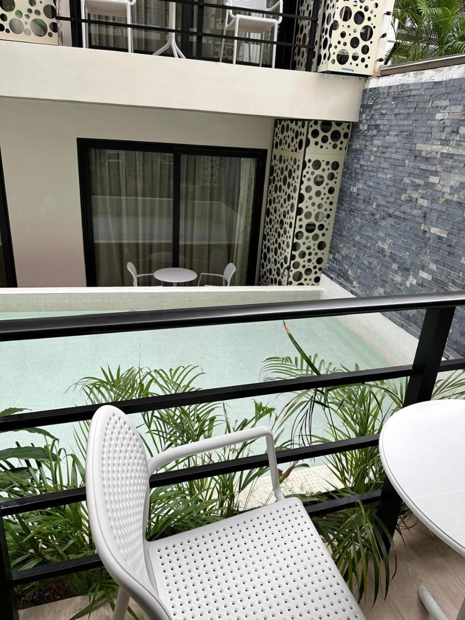 150 M From Playa Pelicanos And 5th Ave Apartment Playa del Carmen
