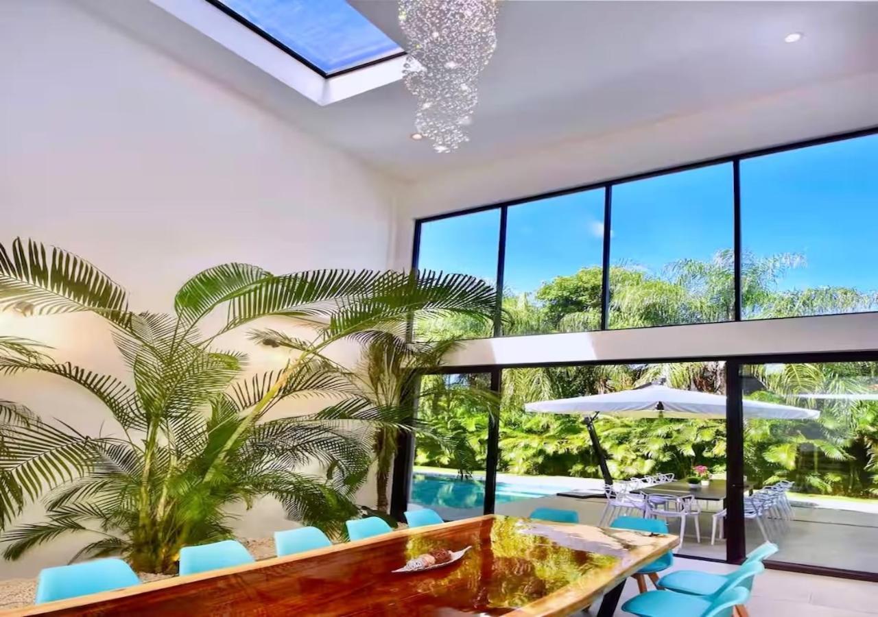 Villa Pearl, 5 Minutes Walk To The Private