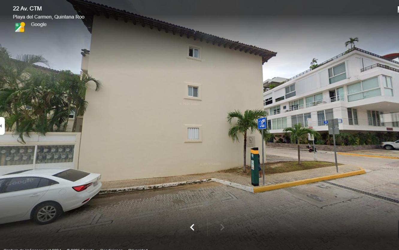 150 M From Playa Pelicanos And 5th Ave Playa del Carmen