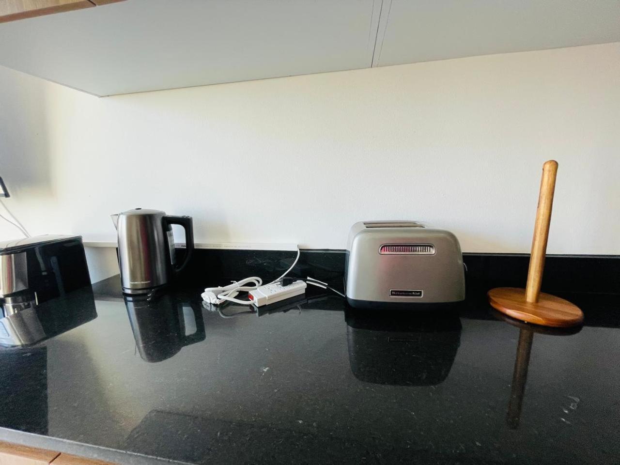 Oxygen! Beautiful 1br Ocean View Apartment *