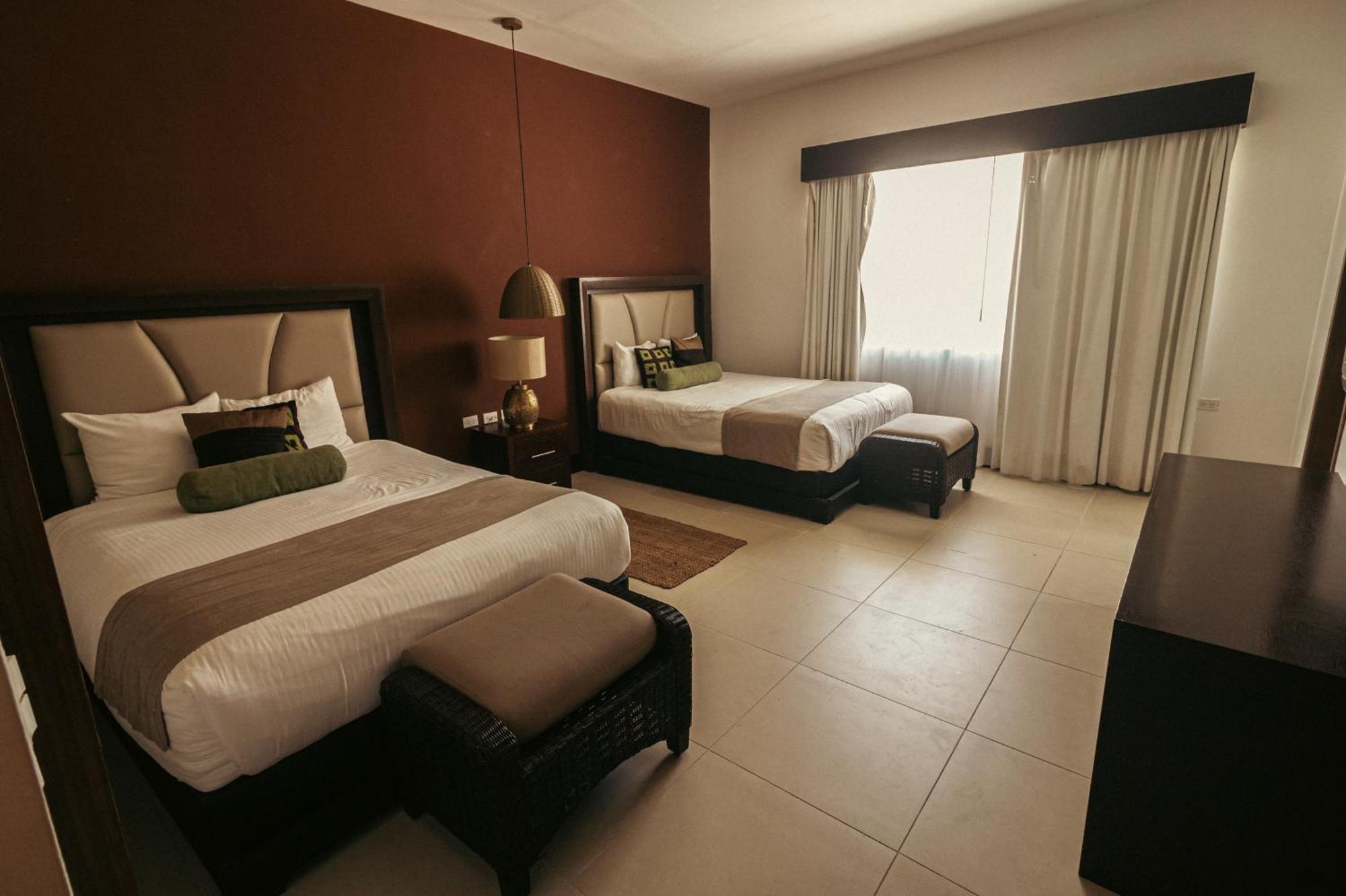 Aldea Thai Downtown Oceanview Residences Aparthotel Playa del Carmen