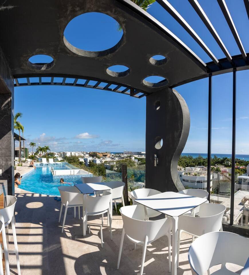 Stunning New With Rooftop Pool Apartamento *