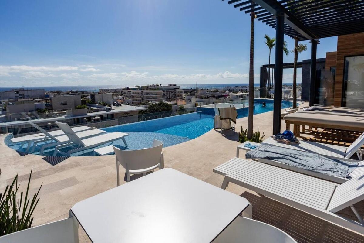 Stunning New With Rooftop Pool Apartamento