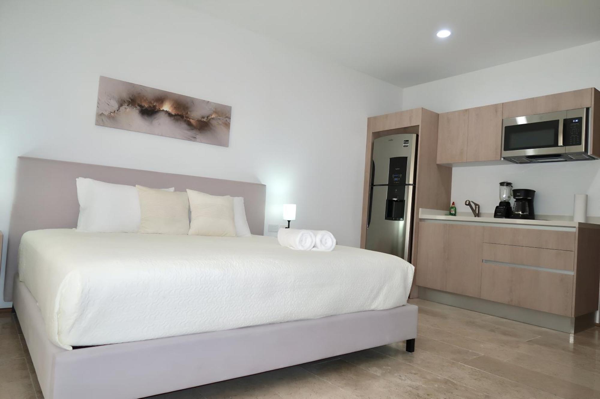 Modern Refuge Just Steps From 5th Avenue *