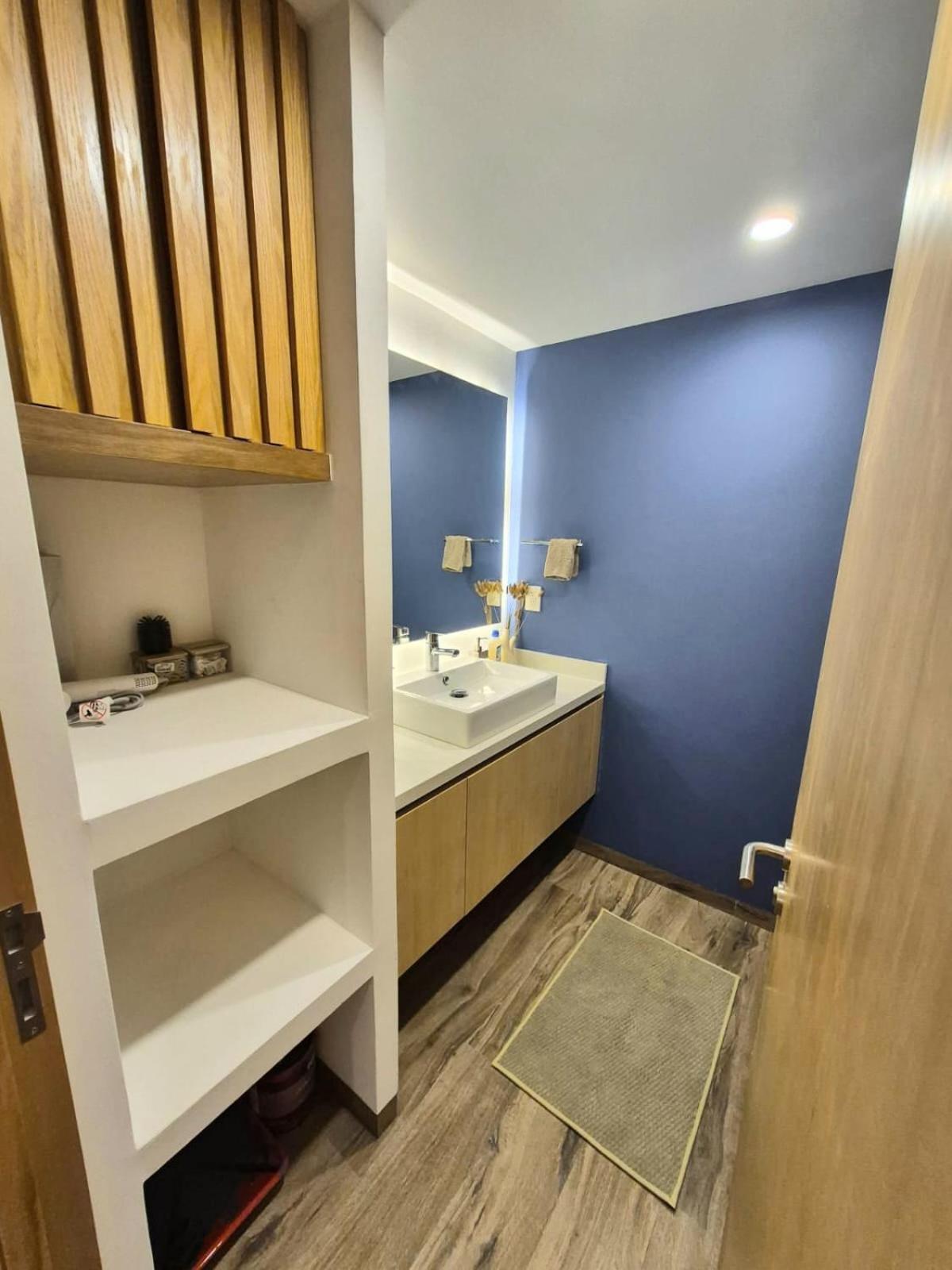Elegant And Comfortable Space, Perfect For Resting
