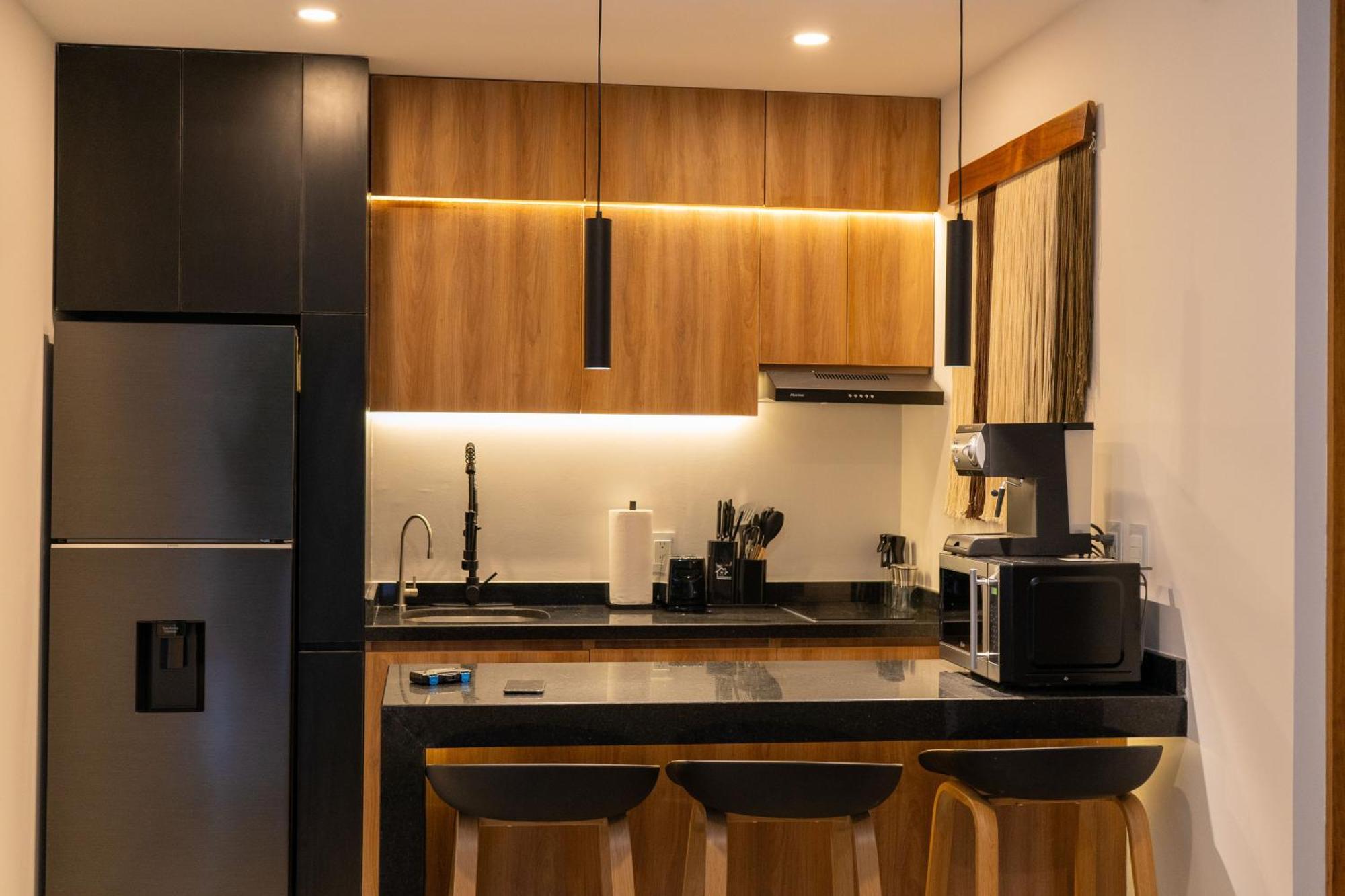 Elegant Lux - Fast Wi-fi- Near The Apartment