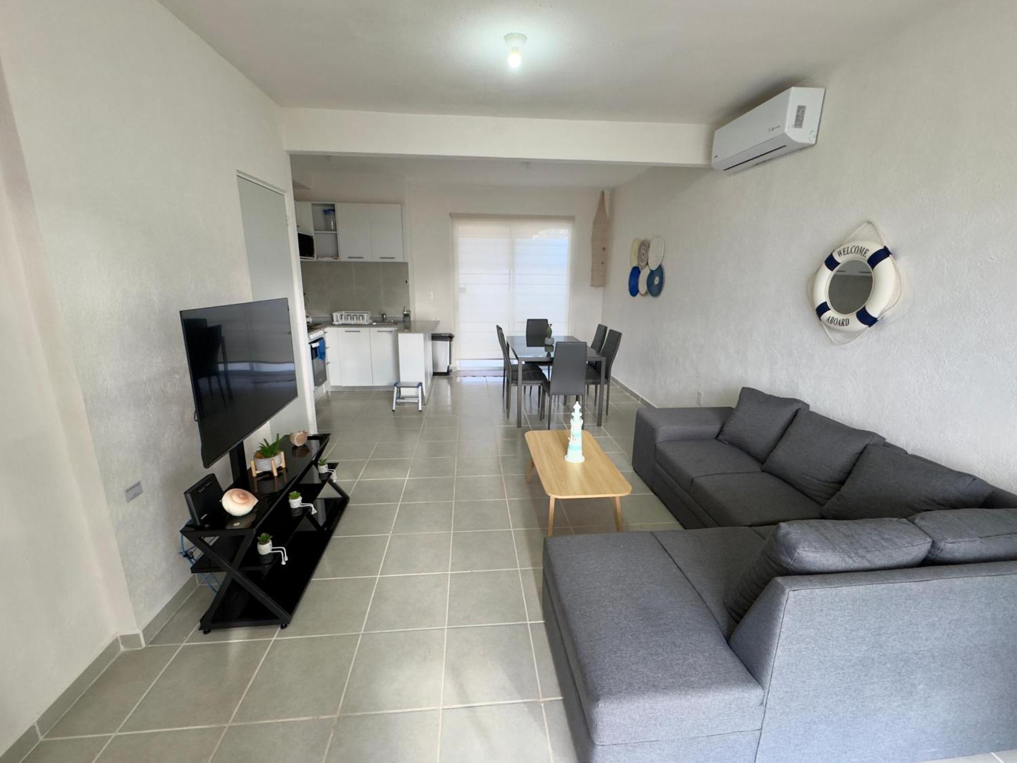 Biệt thự Linda Casa Frente A Alberca En Playa del Carmen