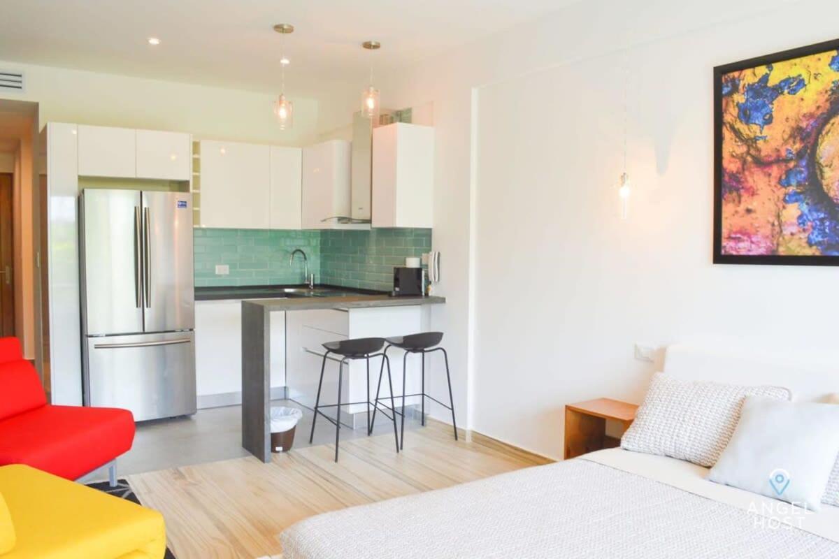 On 5th, Pvt Balcony, Oceanview Roof Pool Holiday home Playa del Carmen
