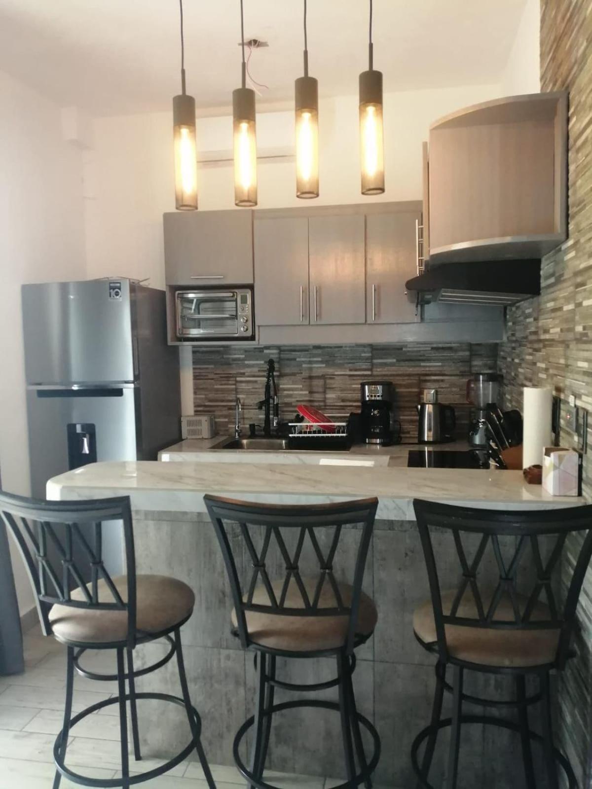 Lovely Centric Private Balcon Fast Internet Apartamento
