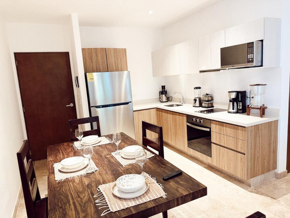 Ipana Luxury By Felix *