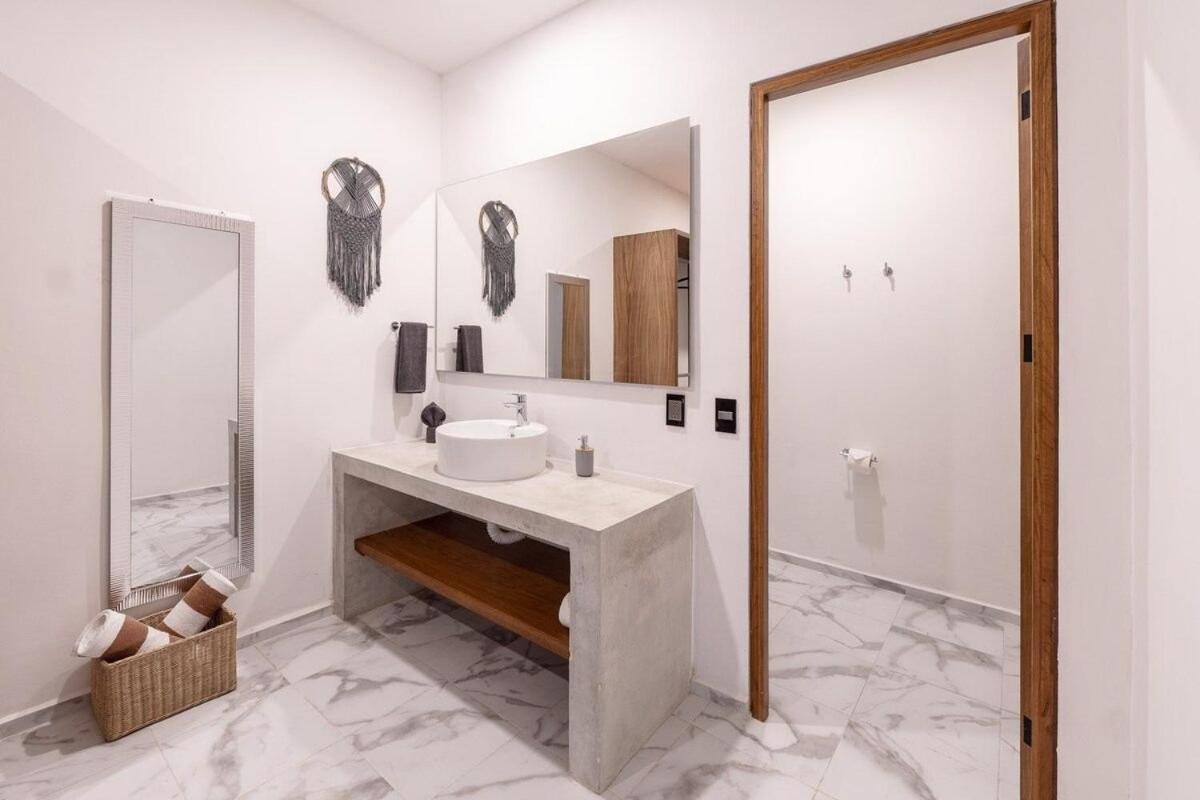 Apartment In Duplex One Block From Playacar *