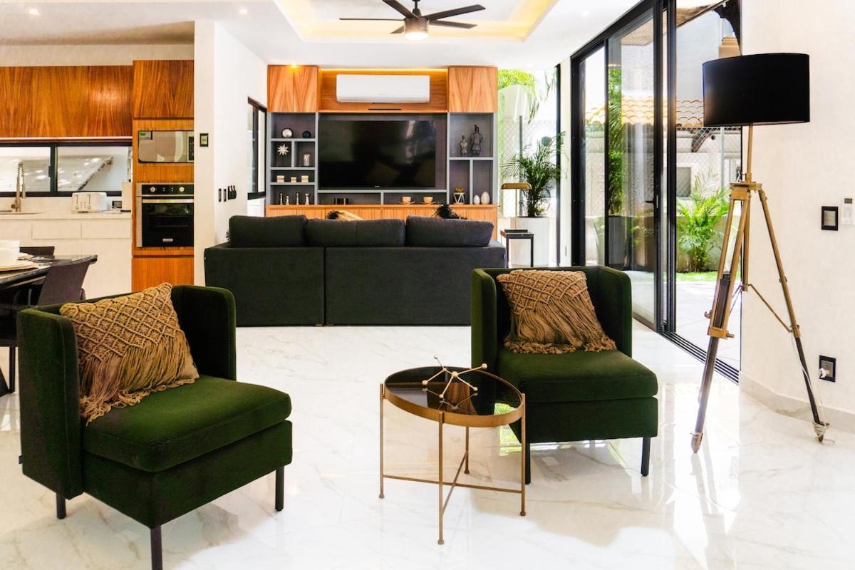 Apartment Stunning Modern With Pool And Access Playa del Carmen