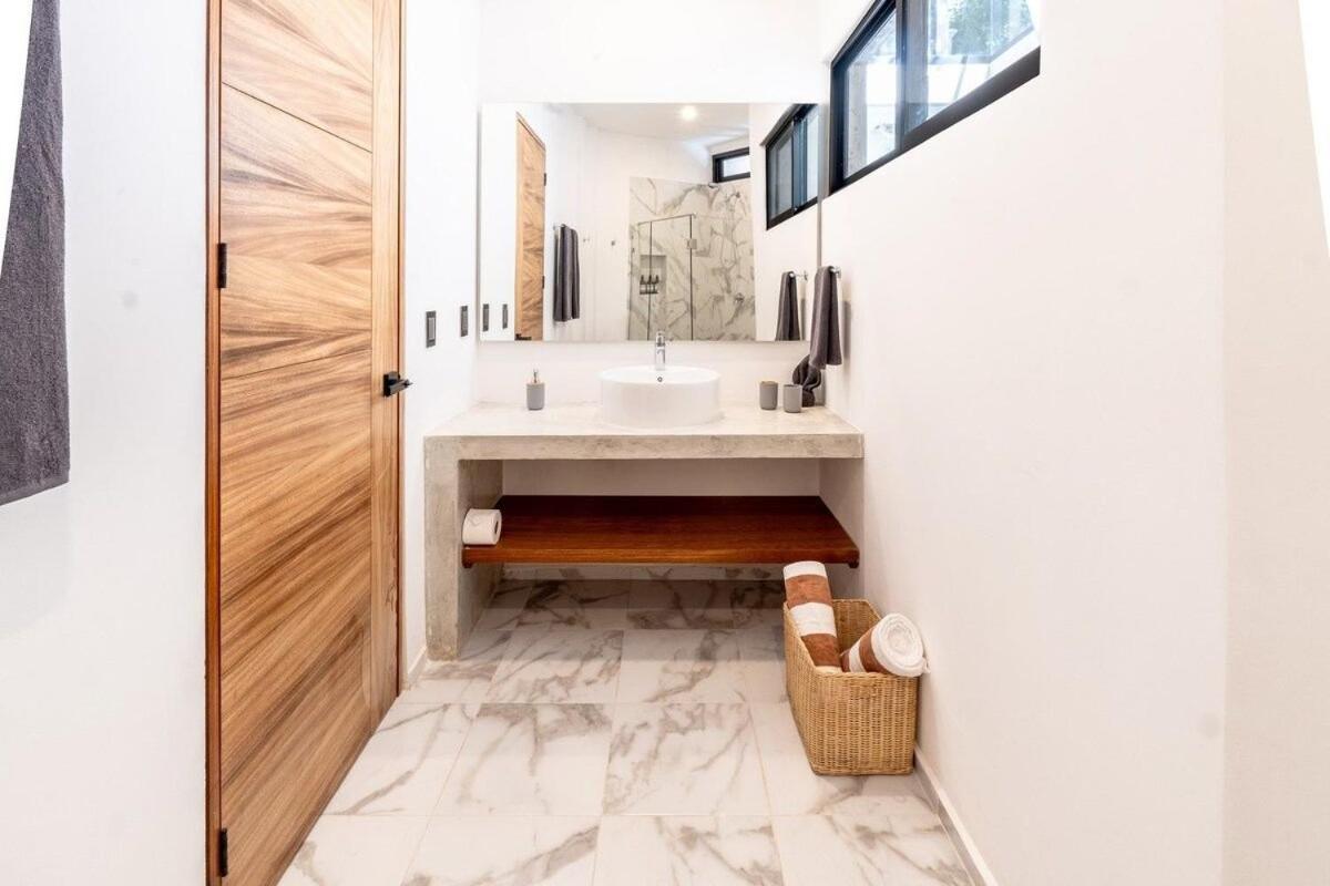 In Duplex One Block From Playacar Apartment *