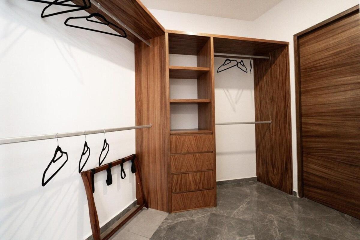 Apartment Magnificent One Block From Playacar