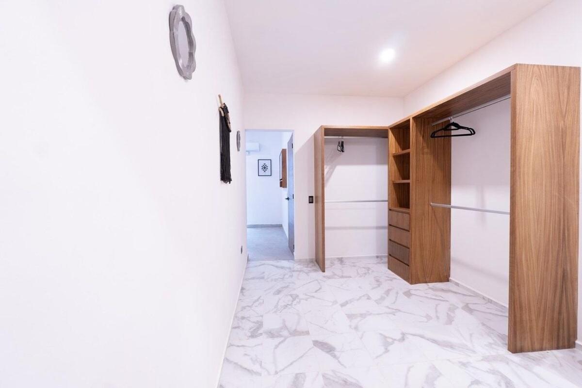 Magnificent One Block From Playacar Playa del Carmen