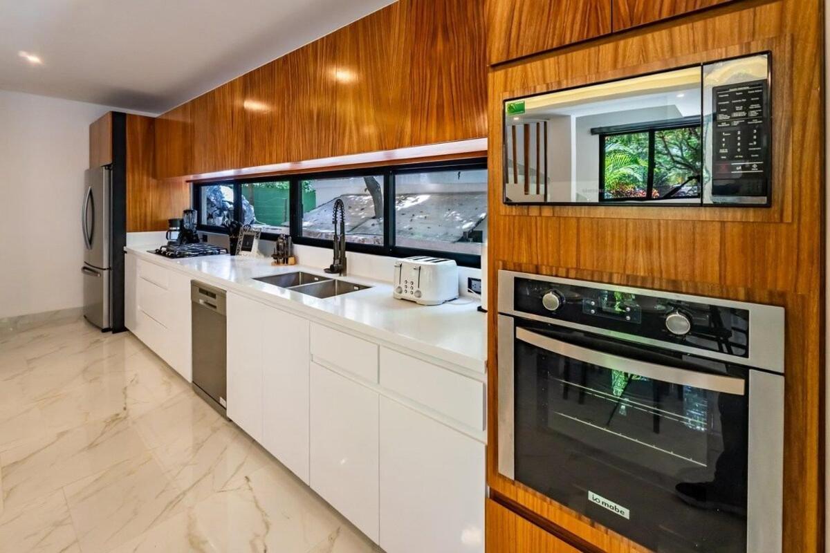Magnificent One Block From Playacar Apartment Playa del Carmen