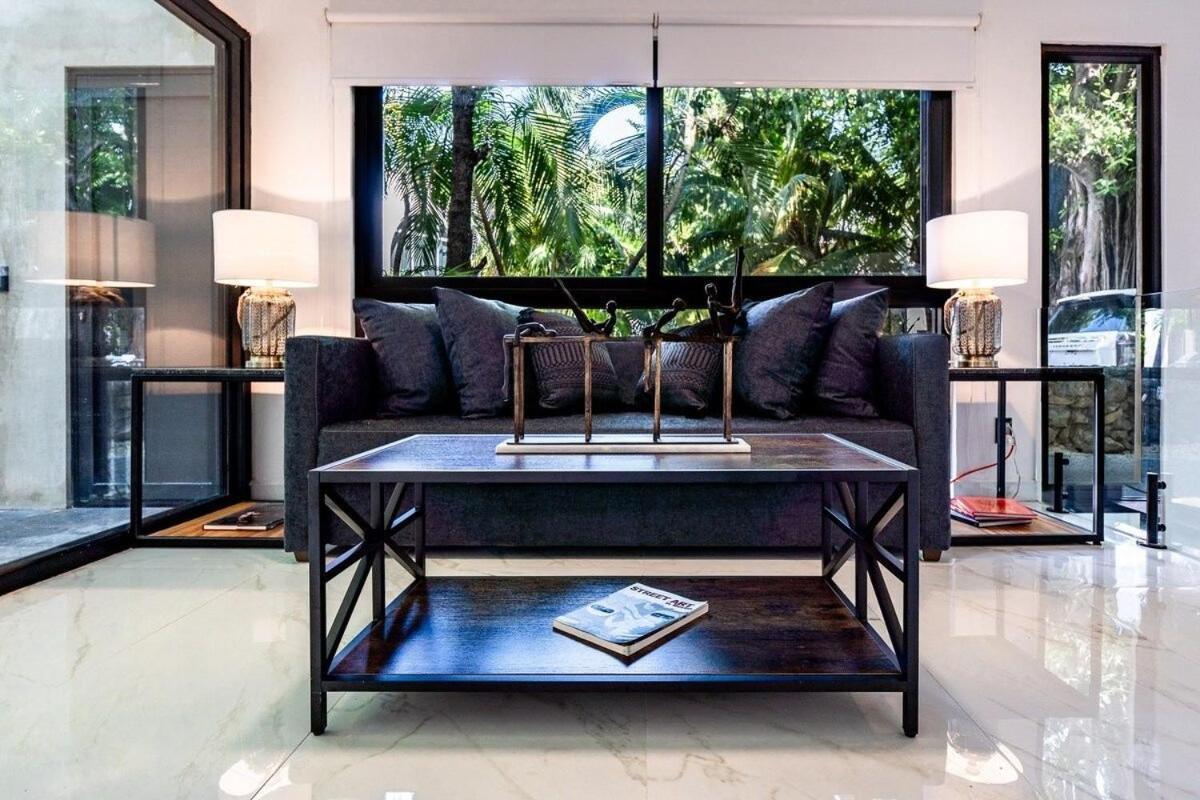 Apartment Magnificent One Block From Playacar *