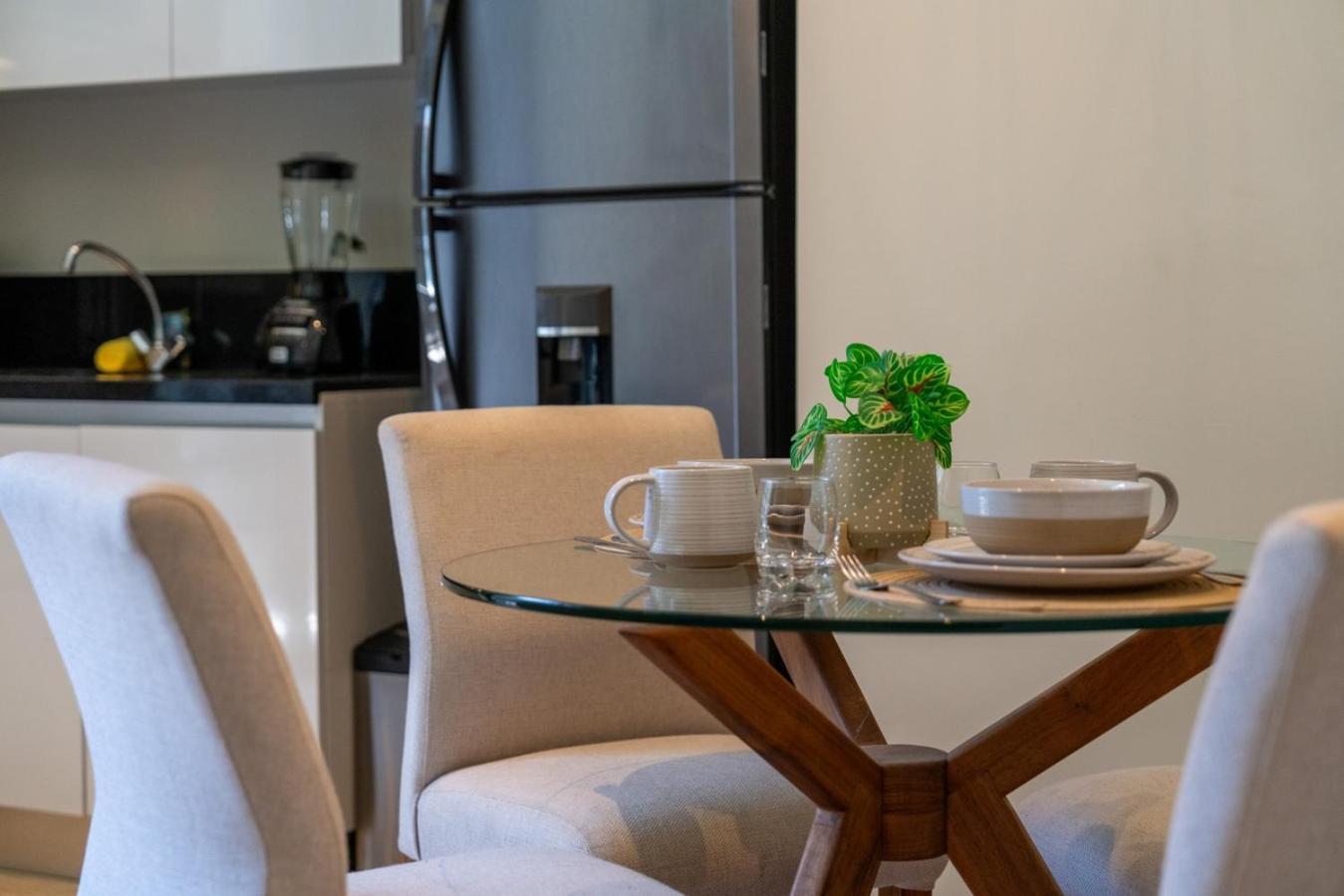 Apartment 2br W/ Rooftop Oceanview & Centric Location Playa del Carmen