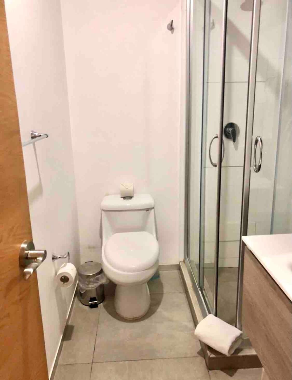 Beautiful Equipped In Great Location! *