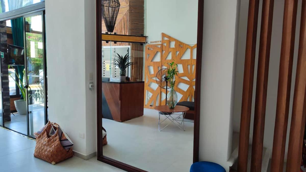Emiliano42 101 Aparthotel