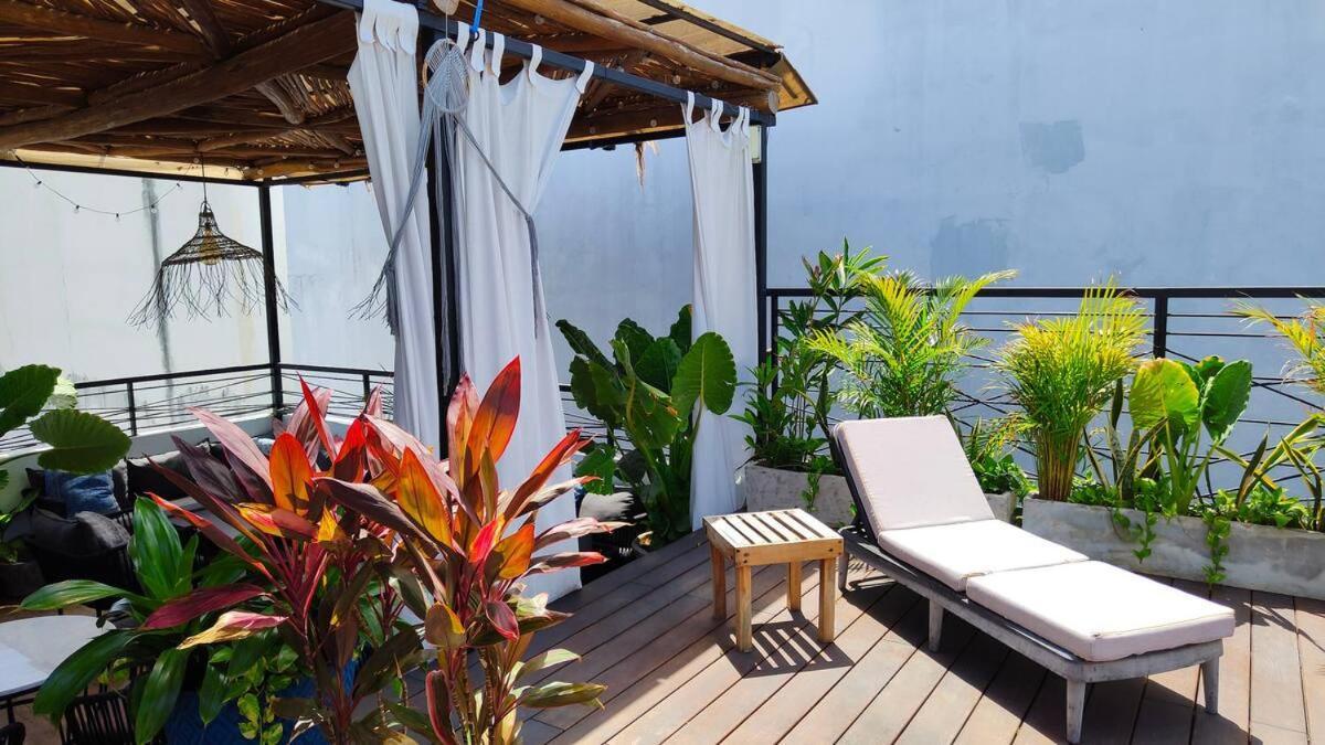 Emiliano42 101 Playa del Carmen