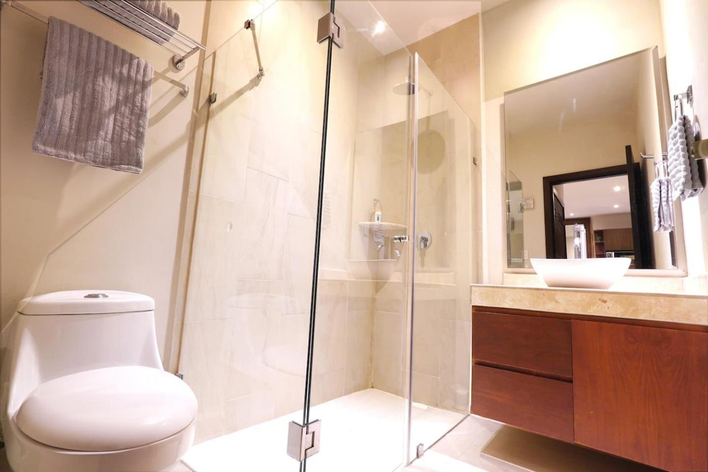 Holiday home Coto8 10min To Beach, Gym, Pool,wifi 200mb *