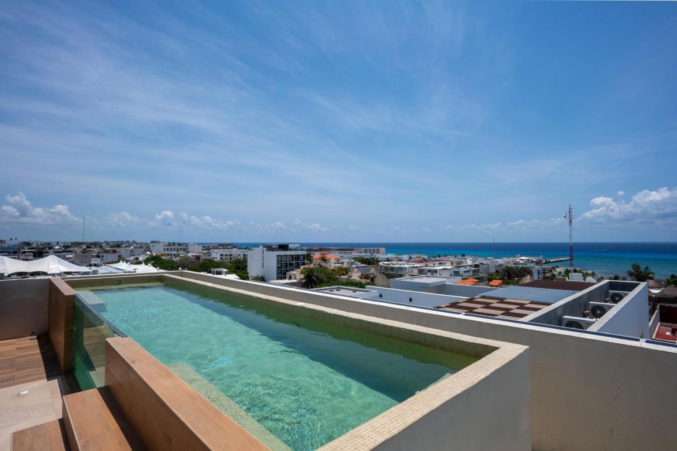Luxury & W/ Rooftop Infinity Pool * Playa del Carmen