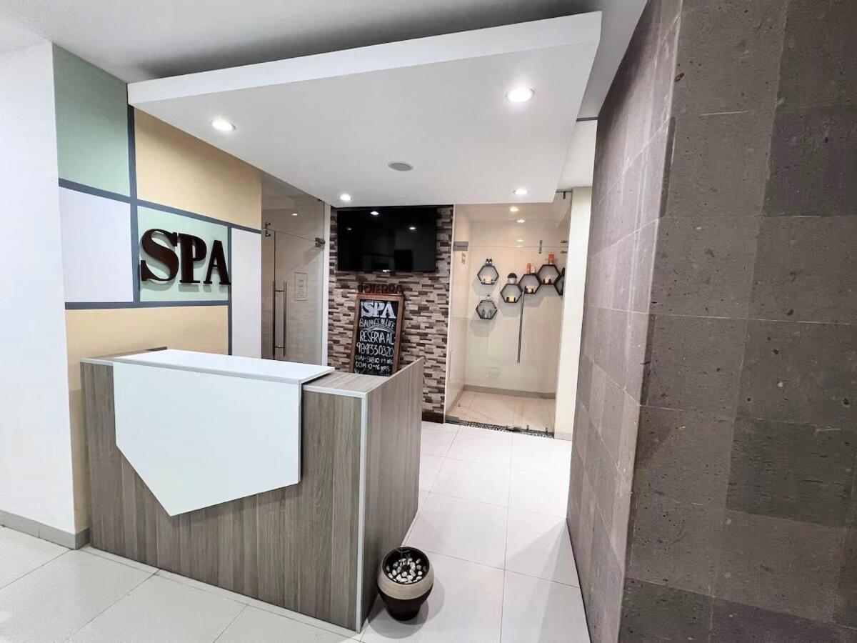 Front 2br 3bath Family Big Pool Jacuzzi Tenis Gym * Playa del Carmen