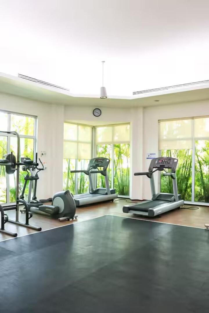 Apartment Front 2br 3bath Family Big Pool Jacuzzi Tenis Gym Playa del Carmen