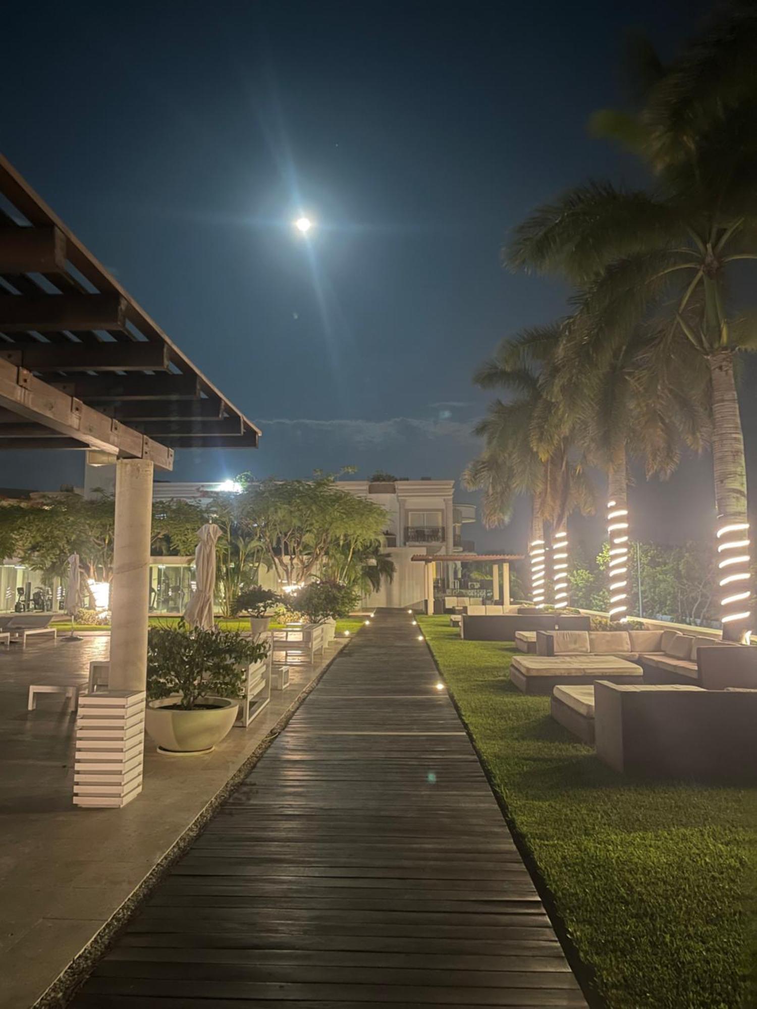 3 Cuartos, Al Lado Del Mar * Playa del Carmen