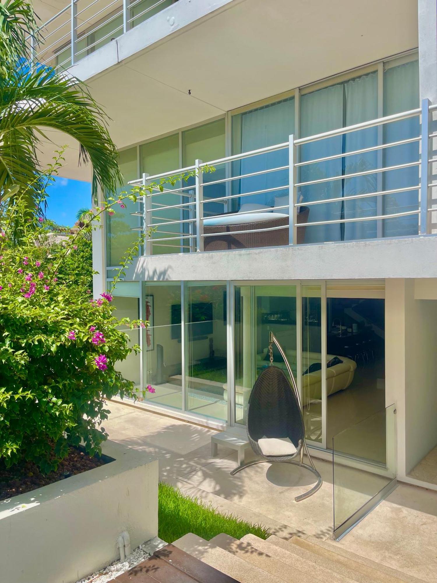 Spacious And Modern 3br, Pools, Gym And Private Parking Next To Apartment *