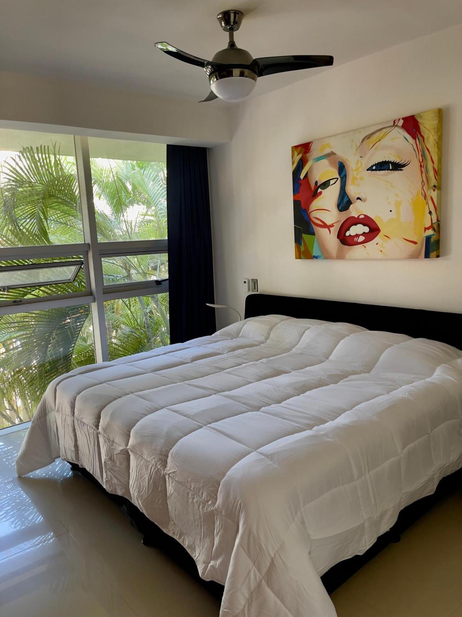 Spacious And Modern 3br, Pools, Gym And Private Parking Next To Apartment *
