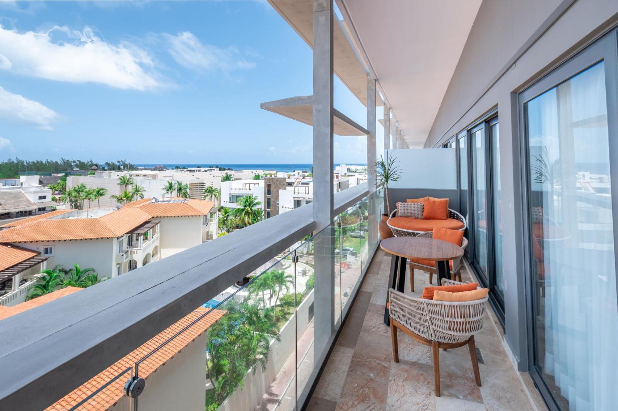 Luxury 1br Condo-amazing Oceanviews Prime Location Close To Apartamento