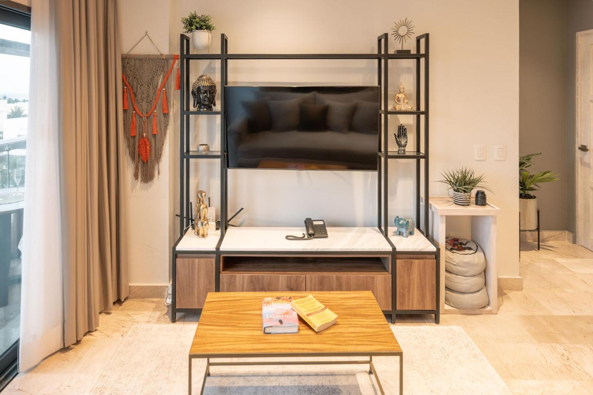 Luxury 1br Condo-amazing Oceanviews Prime Location Close To Apartamento