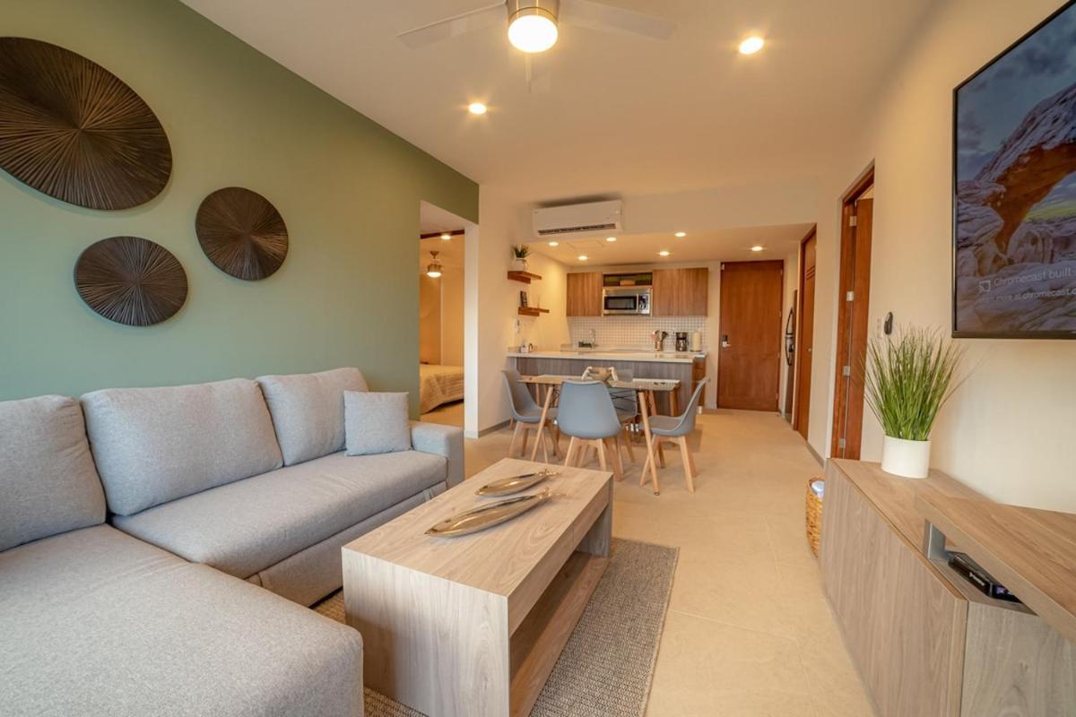 Incredible Design 3br Great Location * Playa del Carmen
