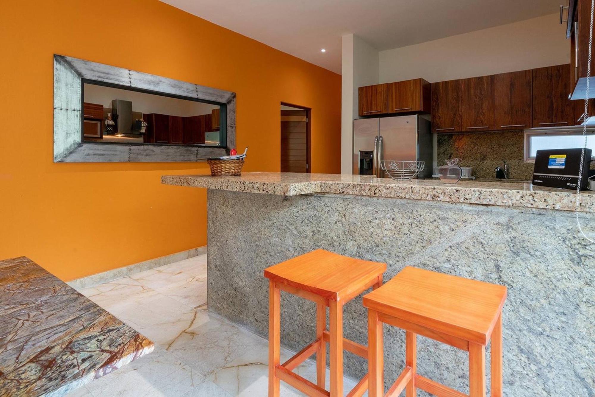 Beachside With 2 Bedroom Rooftop, Pool - At Casa Del Mar, Clara Ferienhaus Playa del Carmen