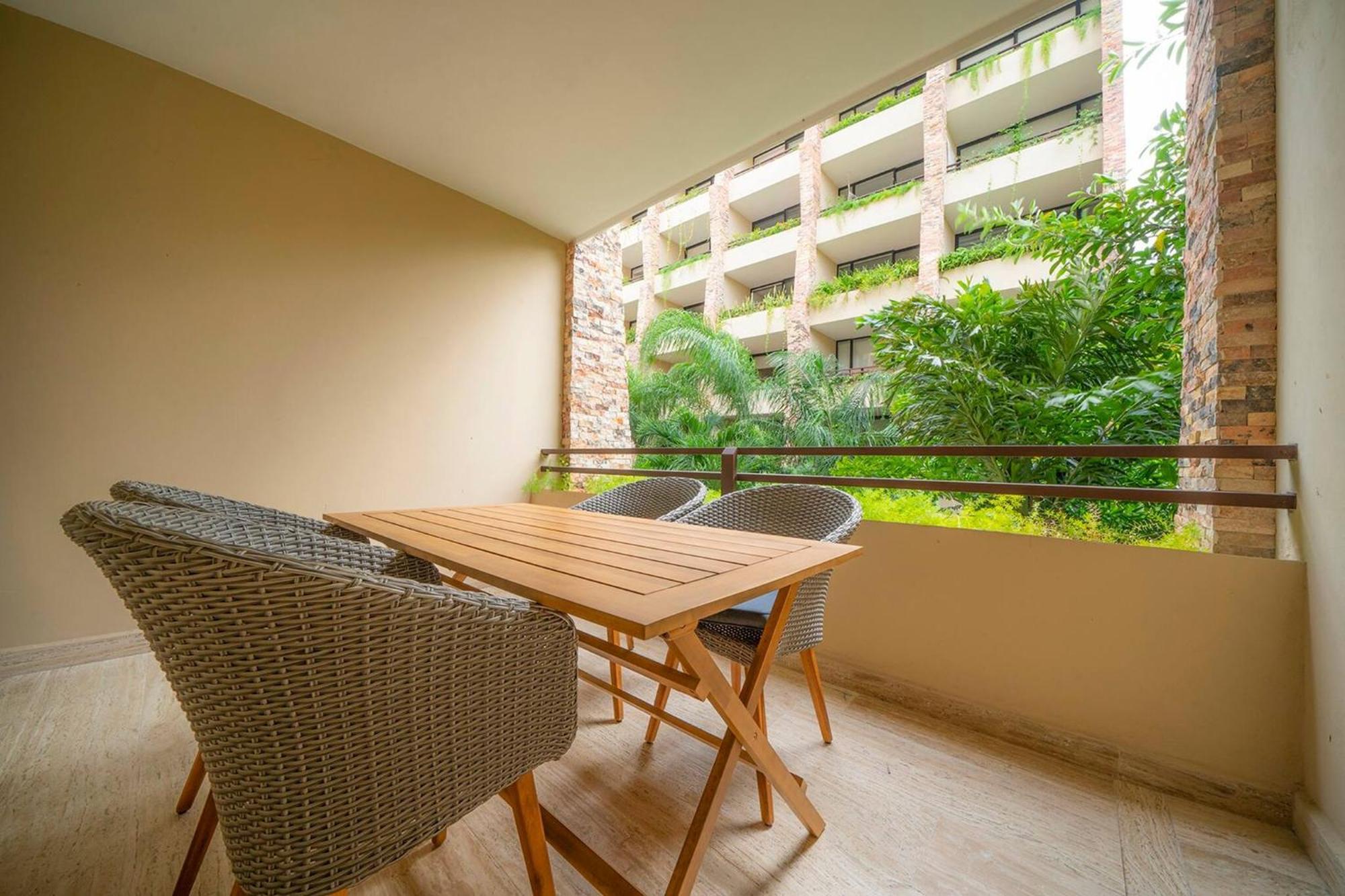 Apartment Luxury With Pool And Gym - Modern And - At Syrena 201 Playa del Carmen