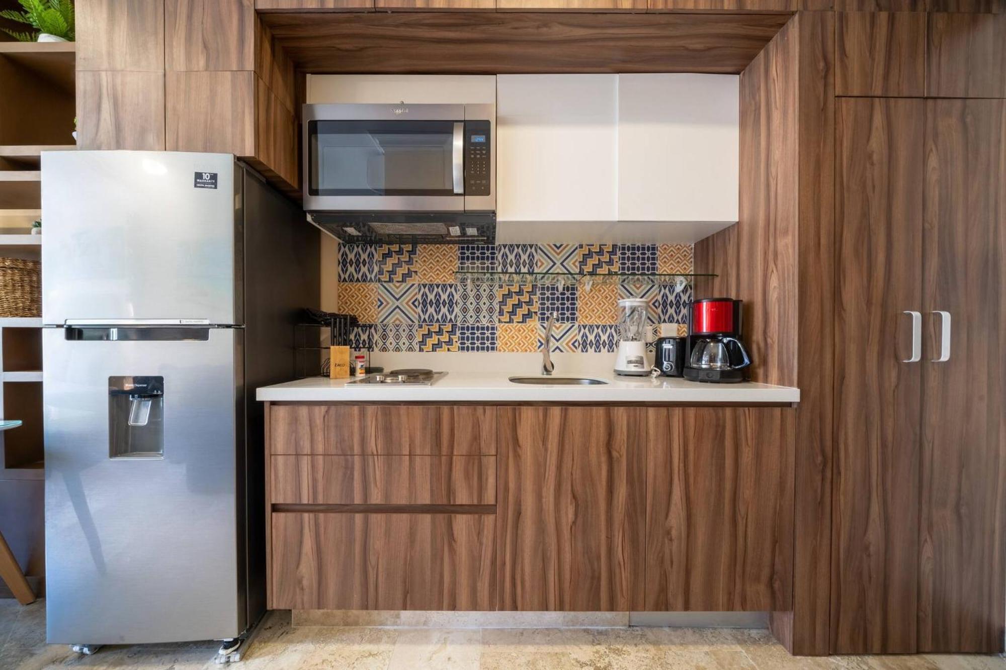 Caribbean Dreams - Stylish & Only 2 Blocks To The - At Bahay Playa del Carmen