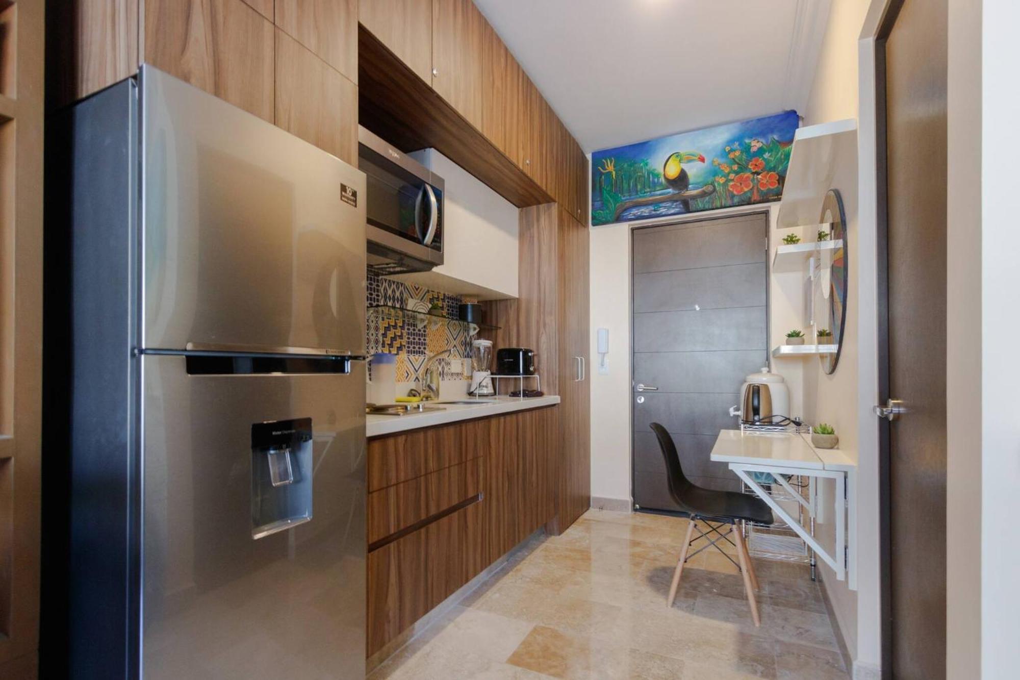 Caribbean Dreams - Stylish & Only 2 Blocks To The - At Bahay Apartamento *
