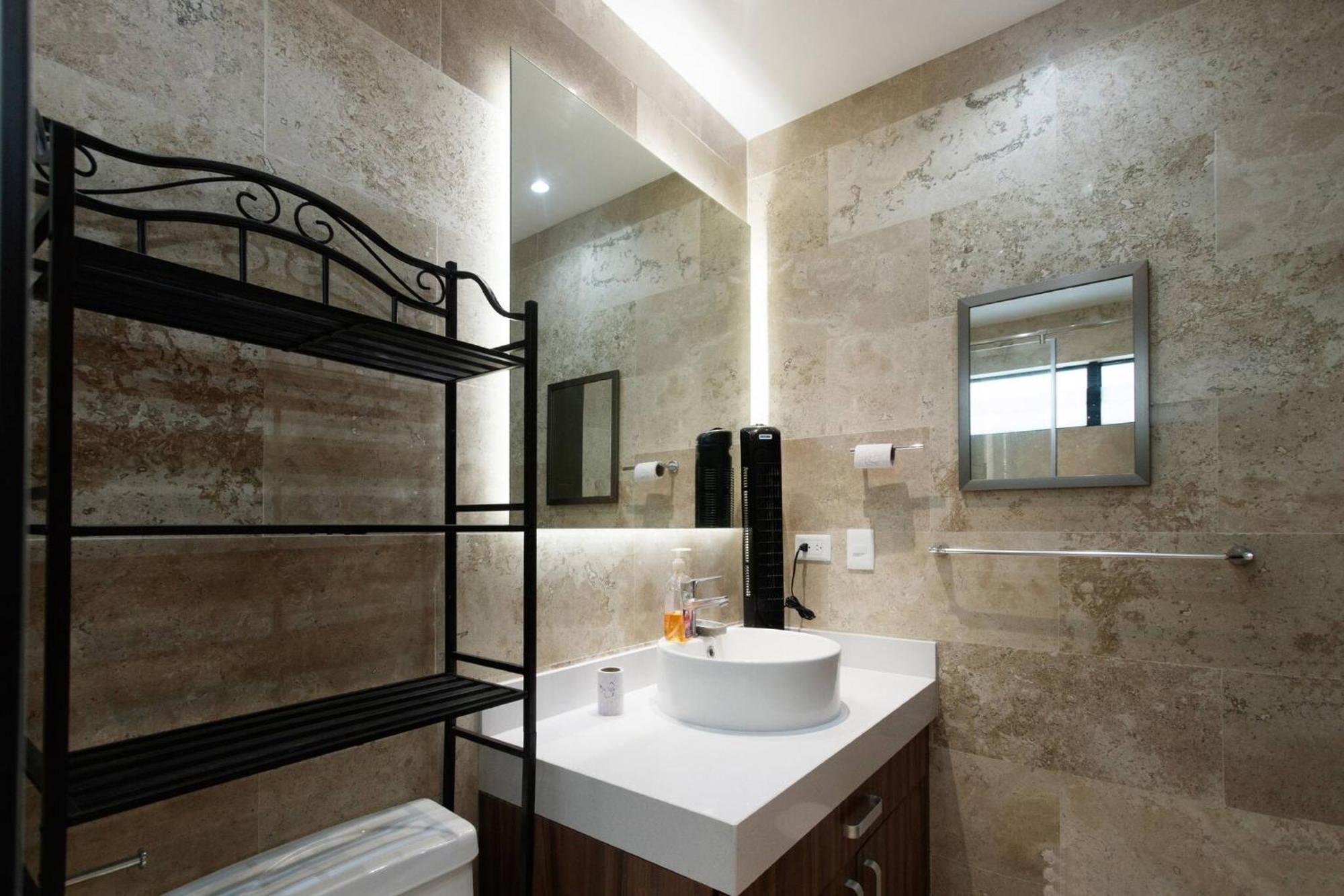 Caribbean Dreams - Stylish & Only 2 Blocks To The - At Bahay Apartamento Playa del Carmen