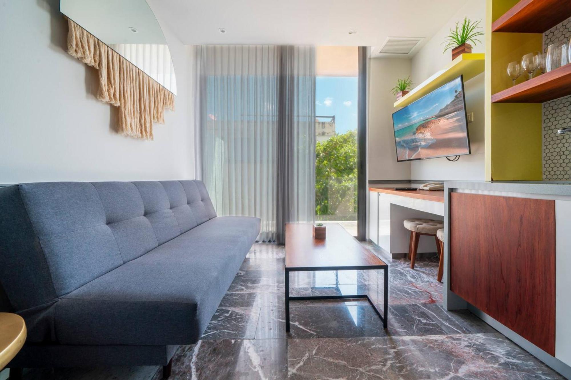 Luxury 2 Bedroom - Beautiful Ocean View At Singular Joy Residences, Jade Apartamento *