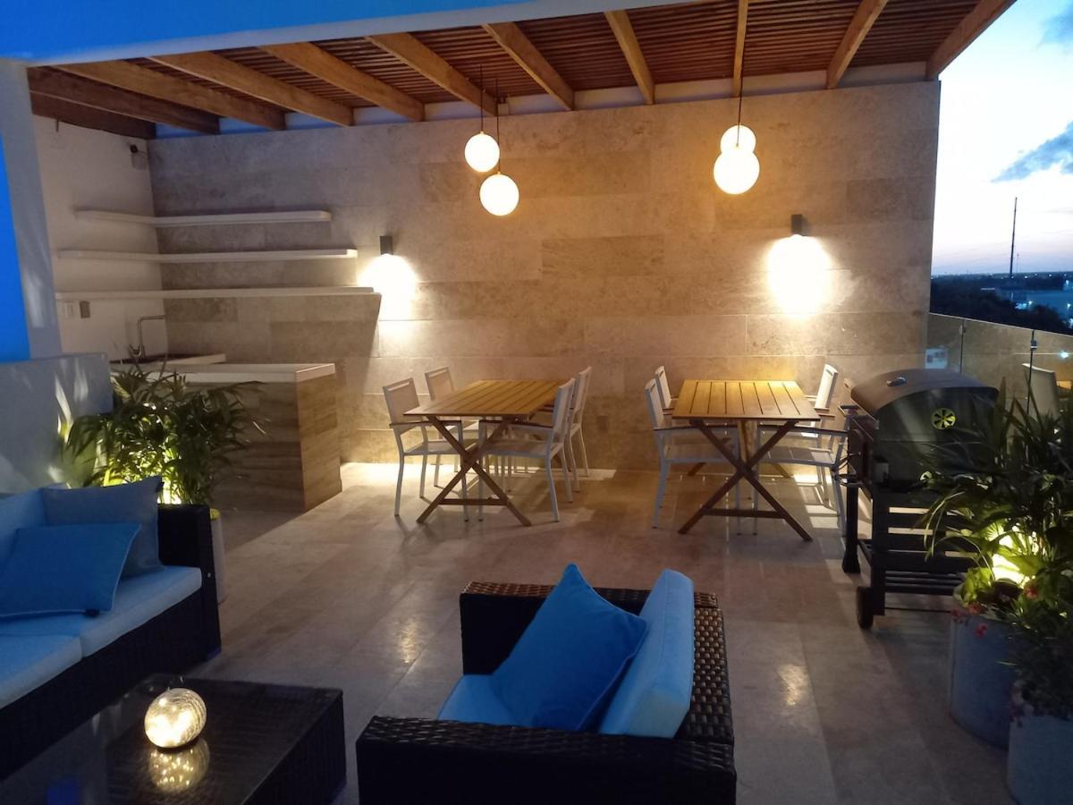 Nordic - Walking To - King Size Bed * Playa del Carmen