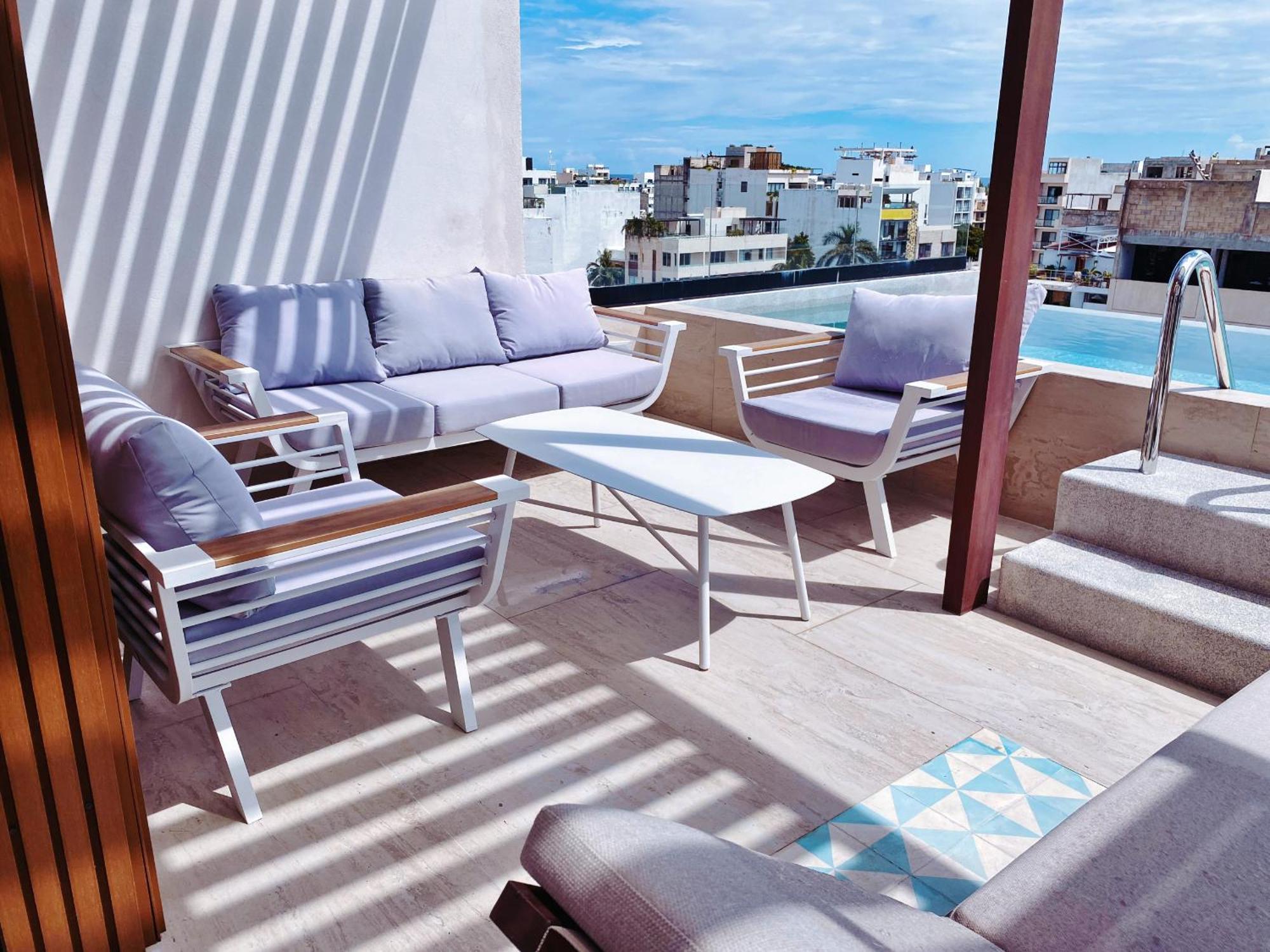 Brand New In 4th Floor With Balcony And Elevator Căn hộ