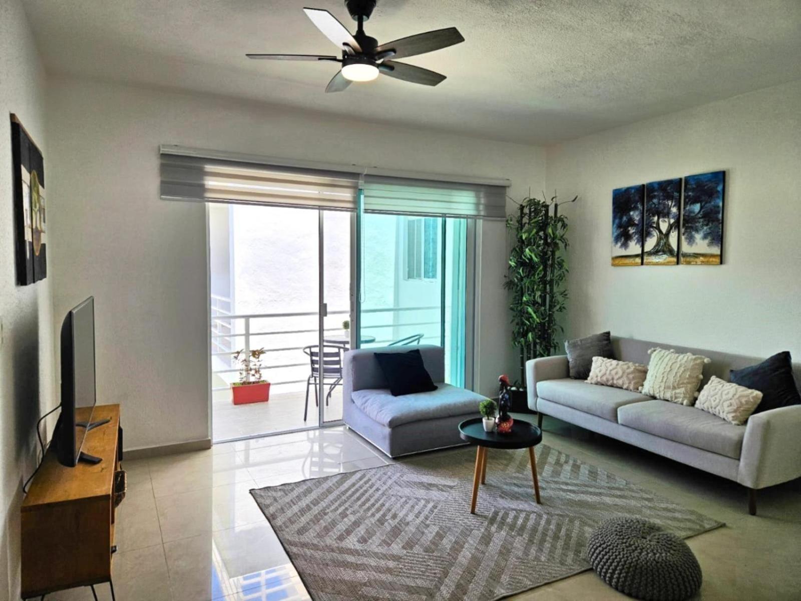 Pelicanos, 2bedroom 2bathrooms Apartment