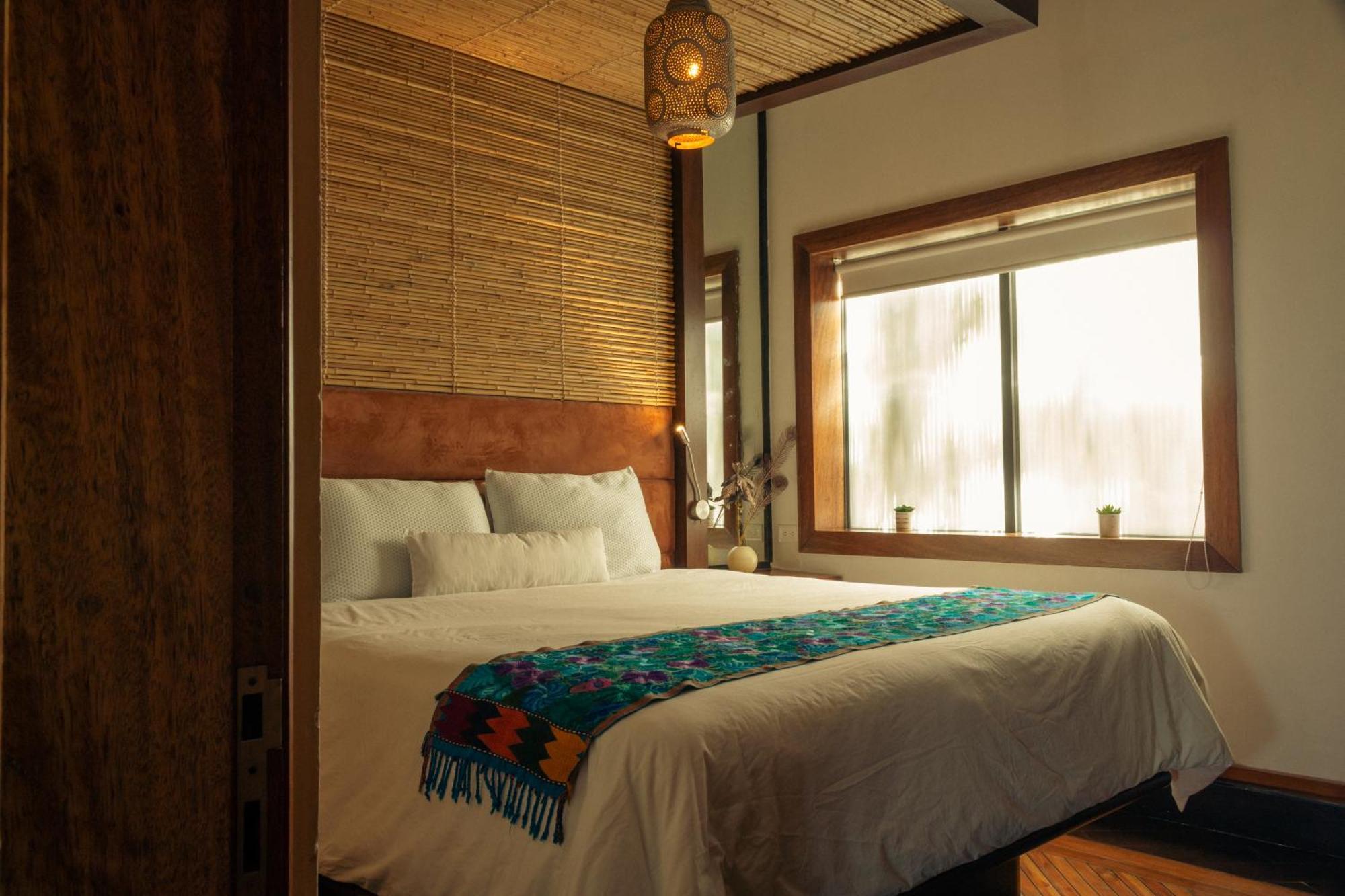 Aldea Thai Downtown Oceanview Residences *